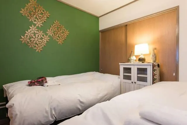 Ogi-Ohashi Apartment Tokio 0*,